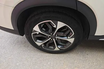 SAIC MAXUS EUNIQ 6