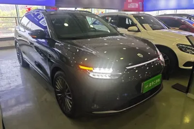 Leapmotor C11