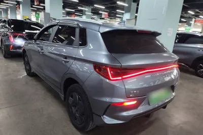 BYD e2
