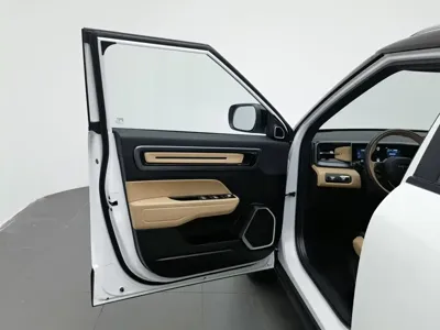 Geely ICON