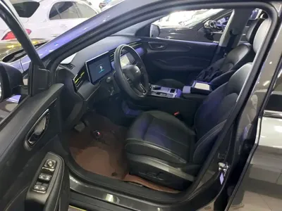 Roewe RX5