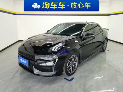 Lynk & Co 03