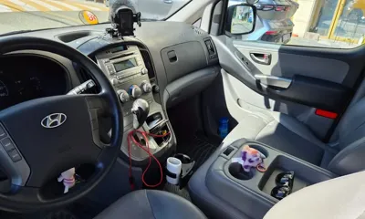 Hyundai Starex