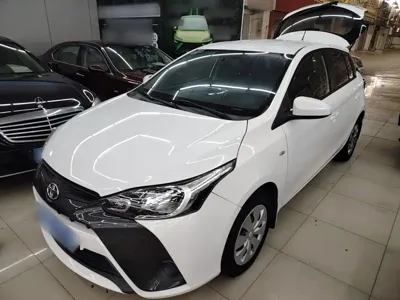Toyota Yaris L