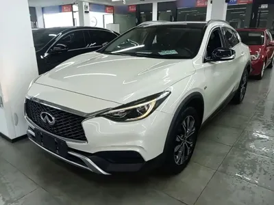 Infiniti QX30