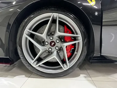 Ferrari F8