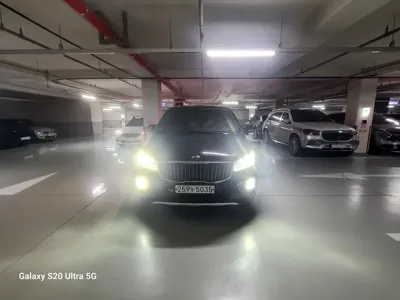 Kia Canival