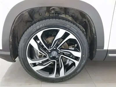 Jetour X90