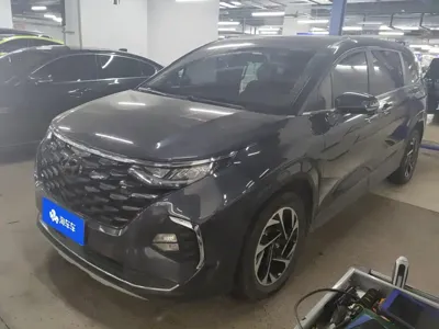 Hyundai Custo