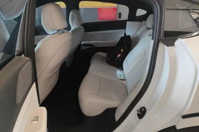 Xpeng G6