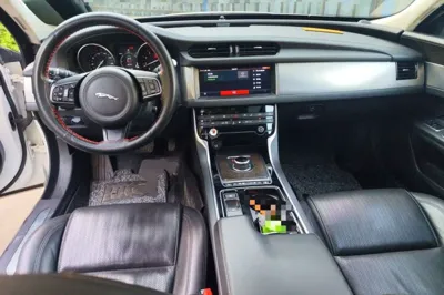 Jaguar XFL