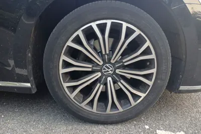 Volkswagen Phideon