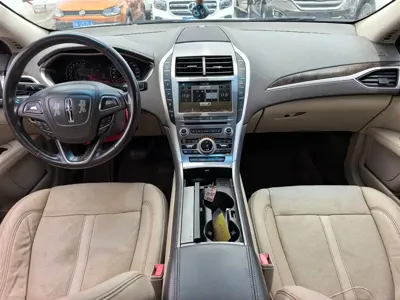 Lincoln MKZ
