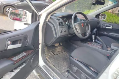 Roewe W5