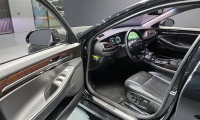 Genesis EQ900