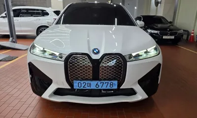 BMW iX