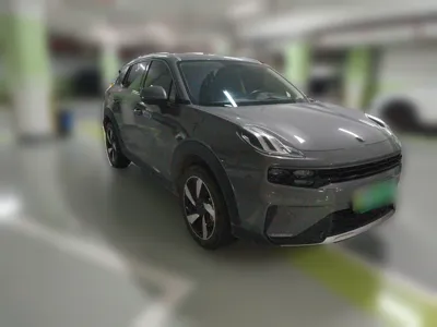 Lynk & Co 06 EM-P