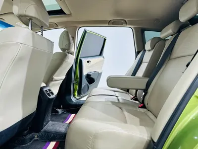 Honda Jade