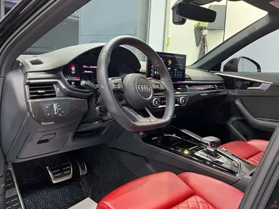 Audi S4