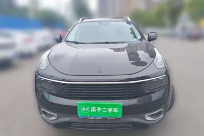 Lynk & Co 01