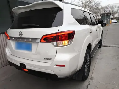 Nissan Terra