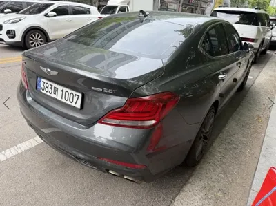 Genesis G70
