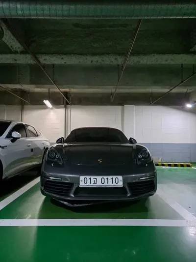Porsche 718