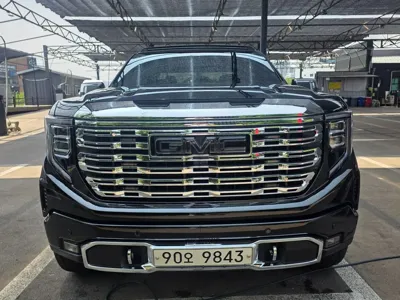GMC Sierra
