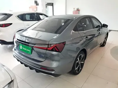 Roewe i5