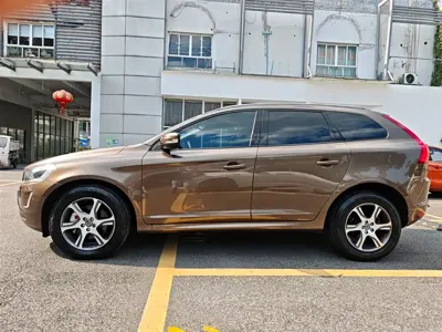 Volvo XC60 (Import)