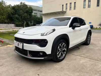Lynk & Co 02