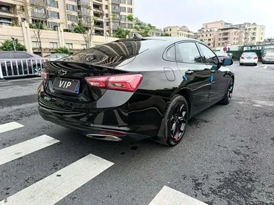 Chevrolet Malibu XL