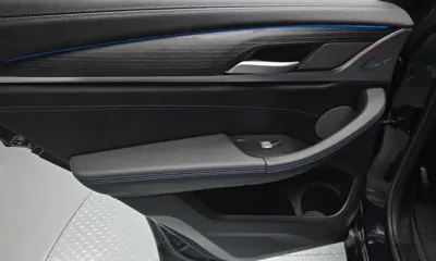 BMW iX3