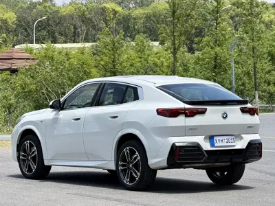 BMW X2 (Import)