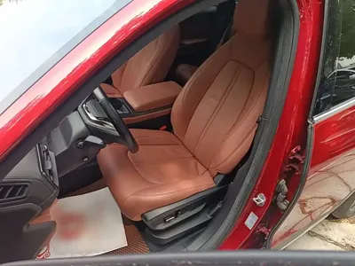 Nio EC6