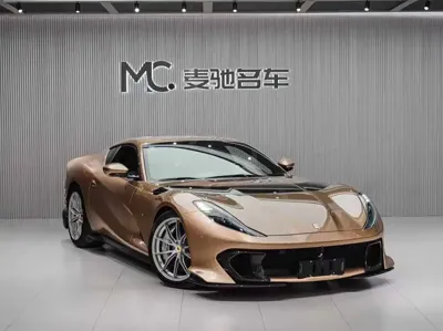 Ferrari 812