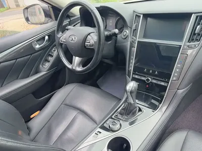 Infiniti Q50
