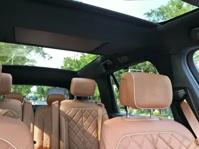 Nio ES8