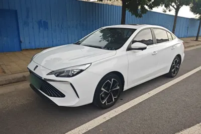Roewe i5