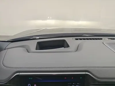 Nio ES8