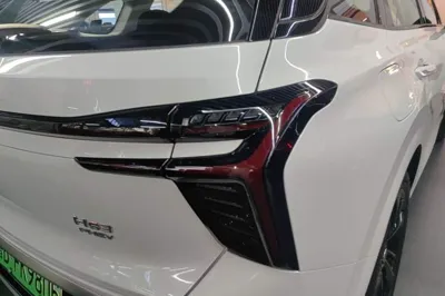 Hongqi HS3 PHEV