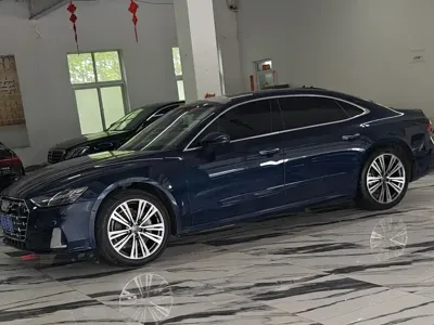 Audi A7L