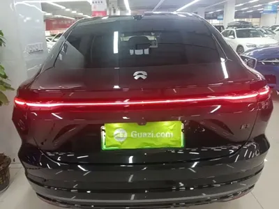 Nio EC6