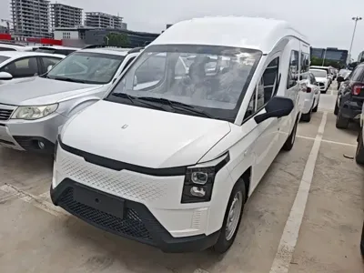 予风汽车 予风黄金仓