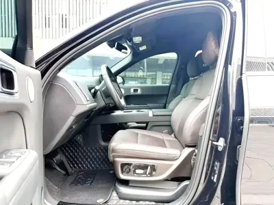 Li Auto Li L8
