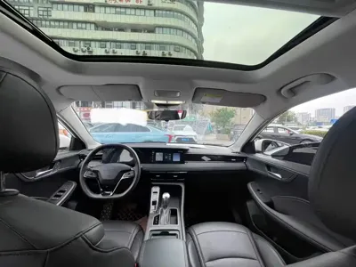 Roewe i5
