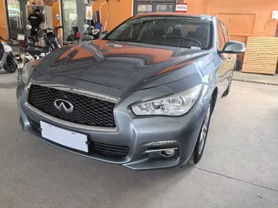 Infiniti Q50L