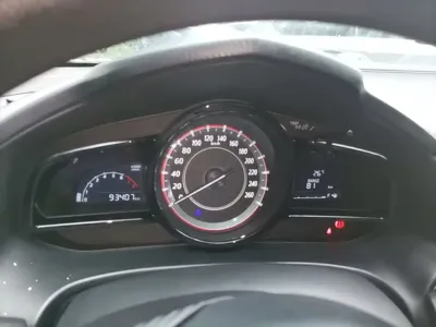 Mazda 3 Axela
