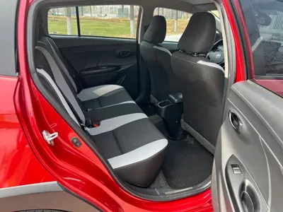 Toyota Yaris L