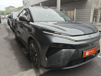 BYD 唐L